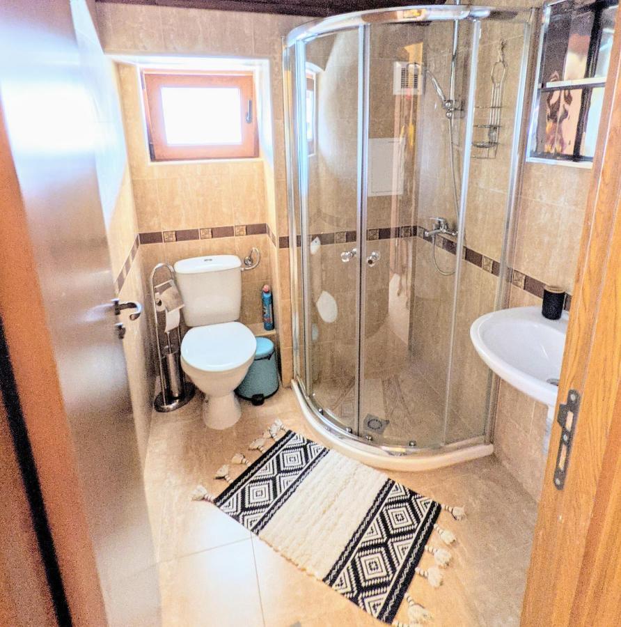 Casual Apartment Near Gondola & City Center - Neon Бансько Екстер'єр фото