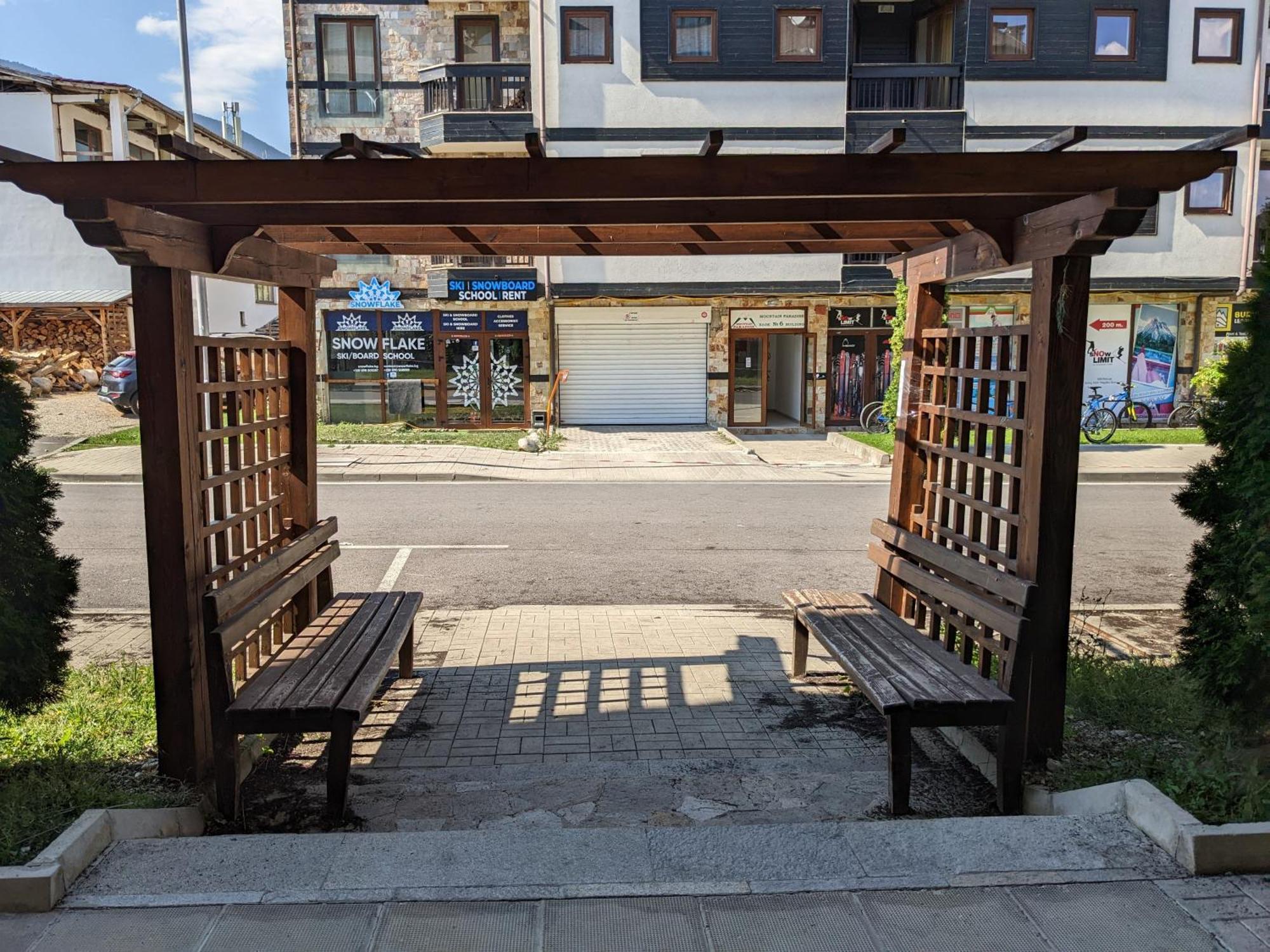 Casual Apartment Near Gondola & City Center - Neon Бансько Екстер'єр фото